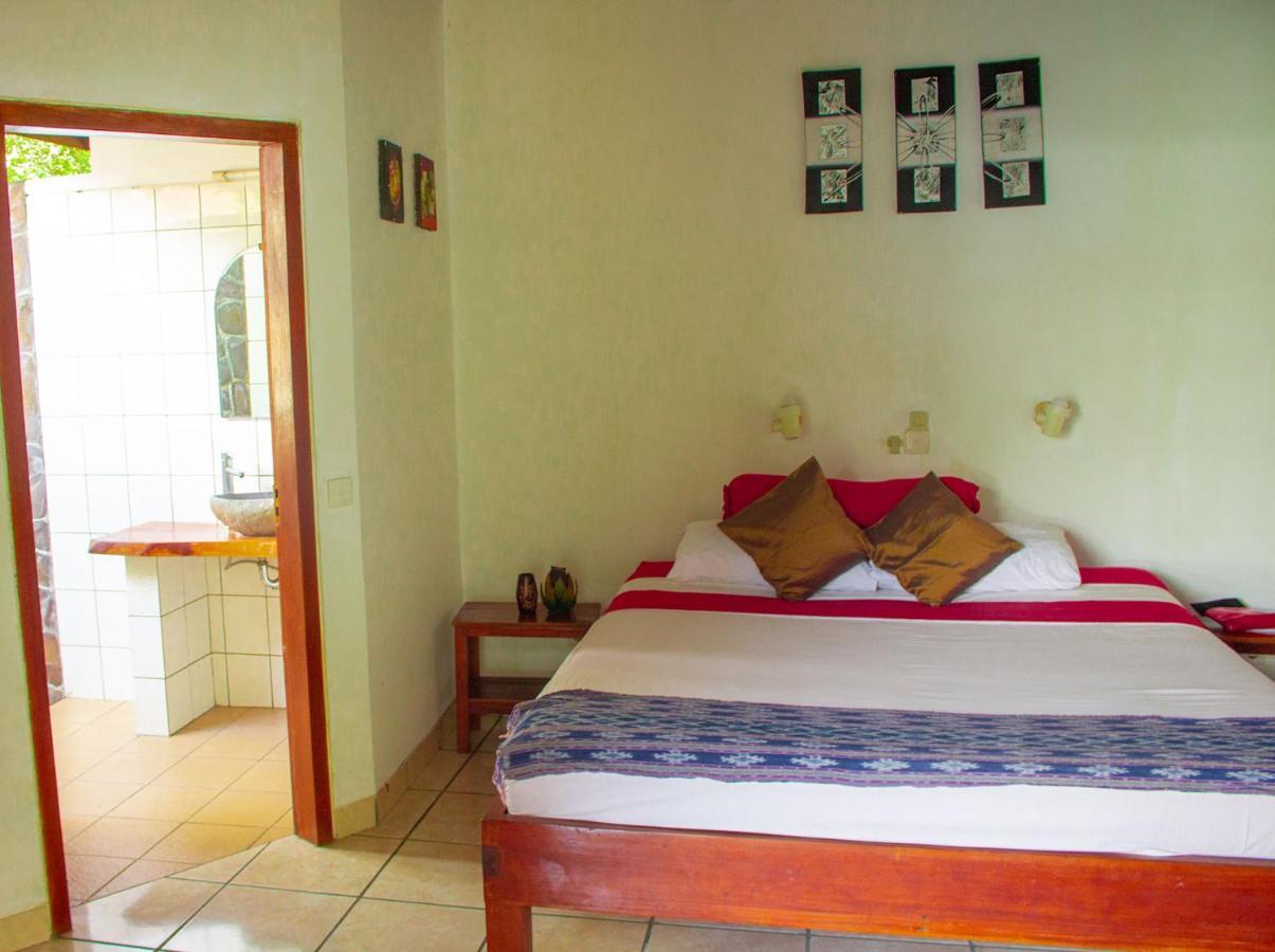 Ocean Sun Homestay Tulamben  Exterior photo